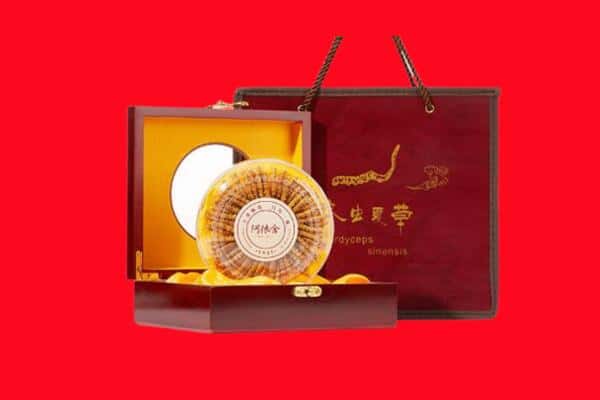 收购资讯:滁州南谯区回收冬虫夏草是按克吗